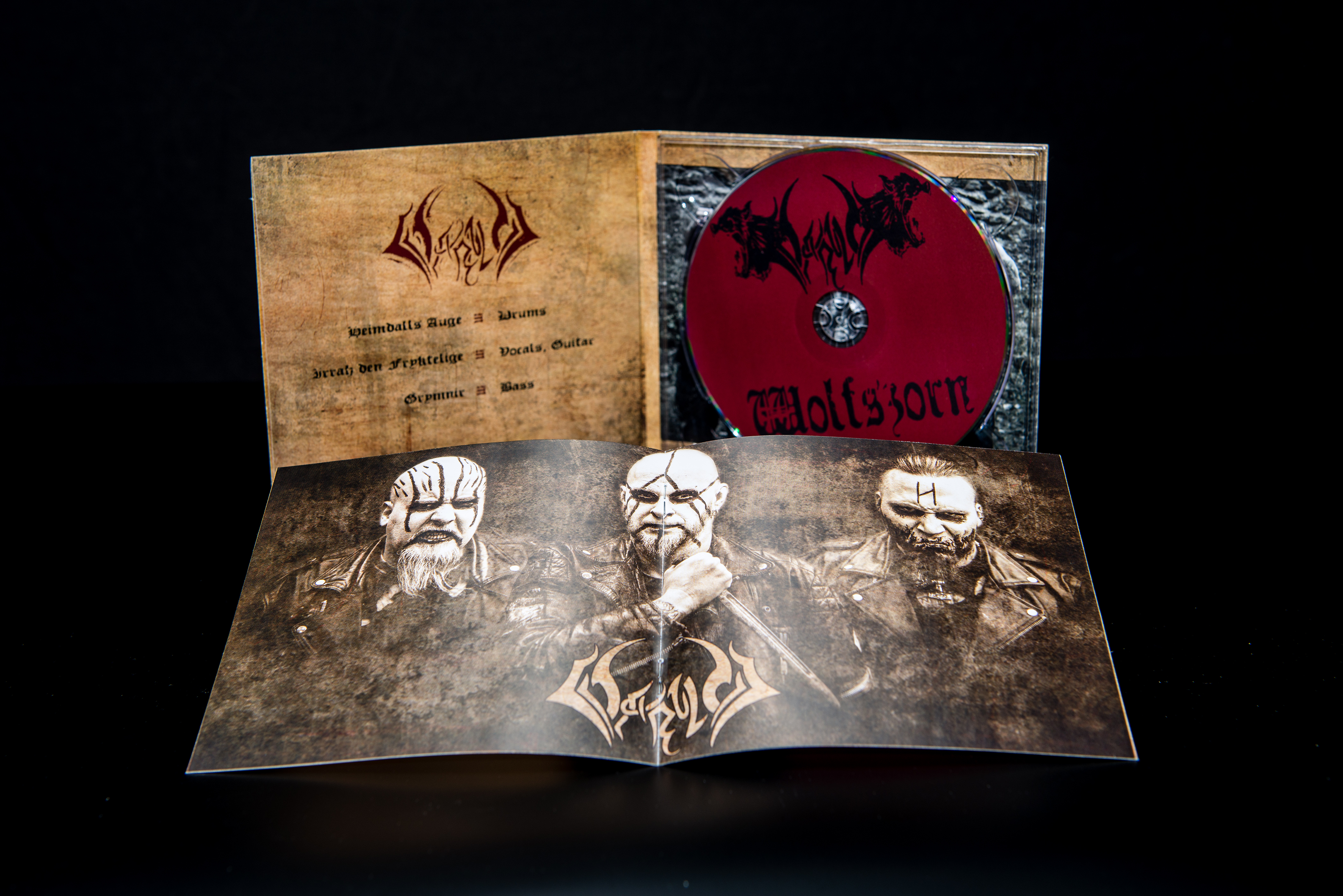TR023CD_VarulV_-_Wolfszorn_Presentation_2 VarulV - Wolfszorn CD Digipack