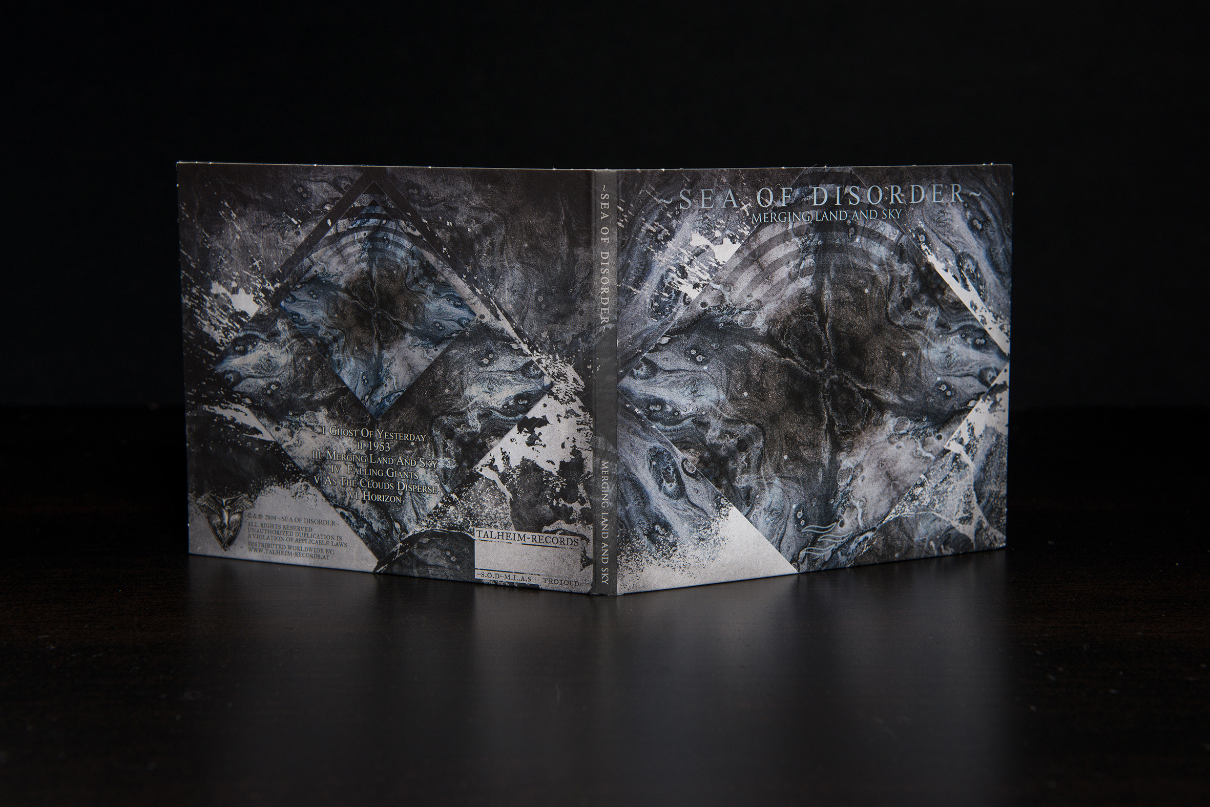 TR010CD_-Sea_Of_Disorder-_-_Merging_Land_And_Sky_Presentation_1 ~Sea Of Disorder~ - Merging Land And Sky CD Digipack